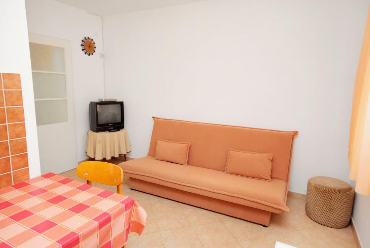 Apartments With A Parking Space Novi Vinodolski - 5587 Ngoại thất bức ảnh
